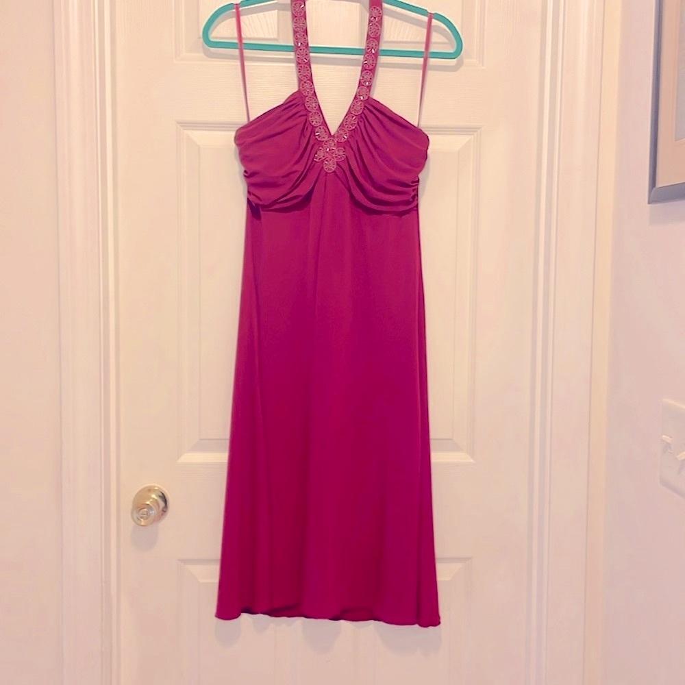 Dazzling halter dress! Lovely red beaded neckline Spenser Jeremy dress size 10.